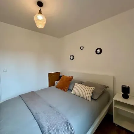 Apartment Idealement Situe Au Coeur De *